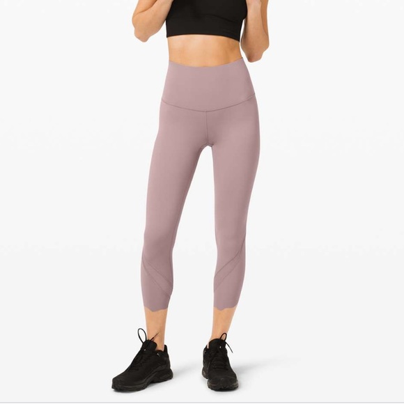 lululemon athletica Pants - NWOT Lululemon Wunder Under Crop High-Rise